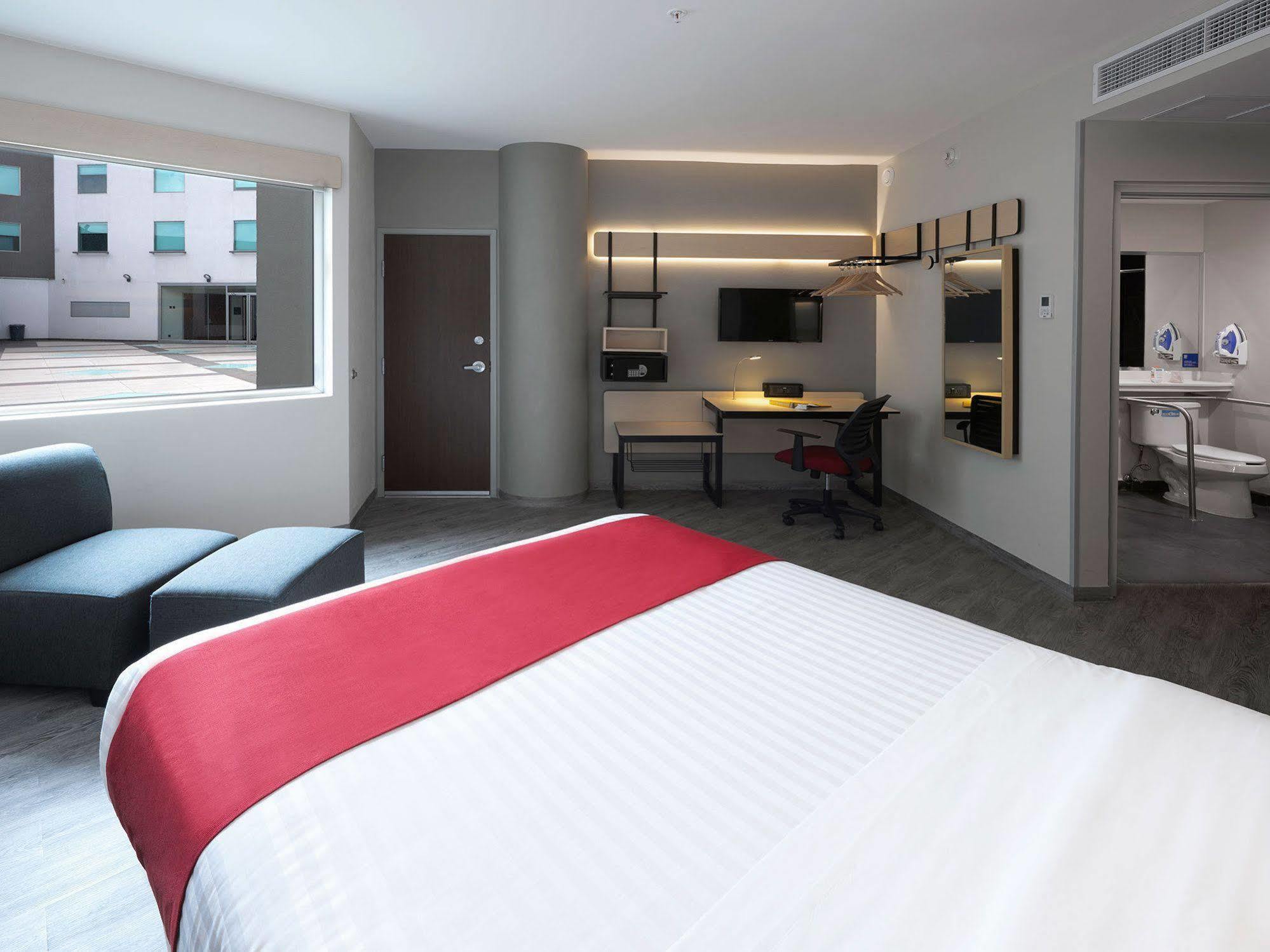 Express By Marriott Ciudad De Aeropuerto Mexico