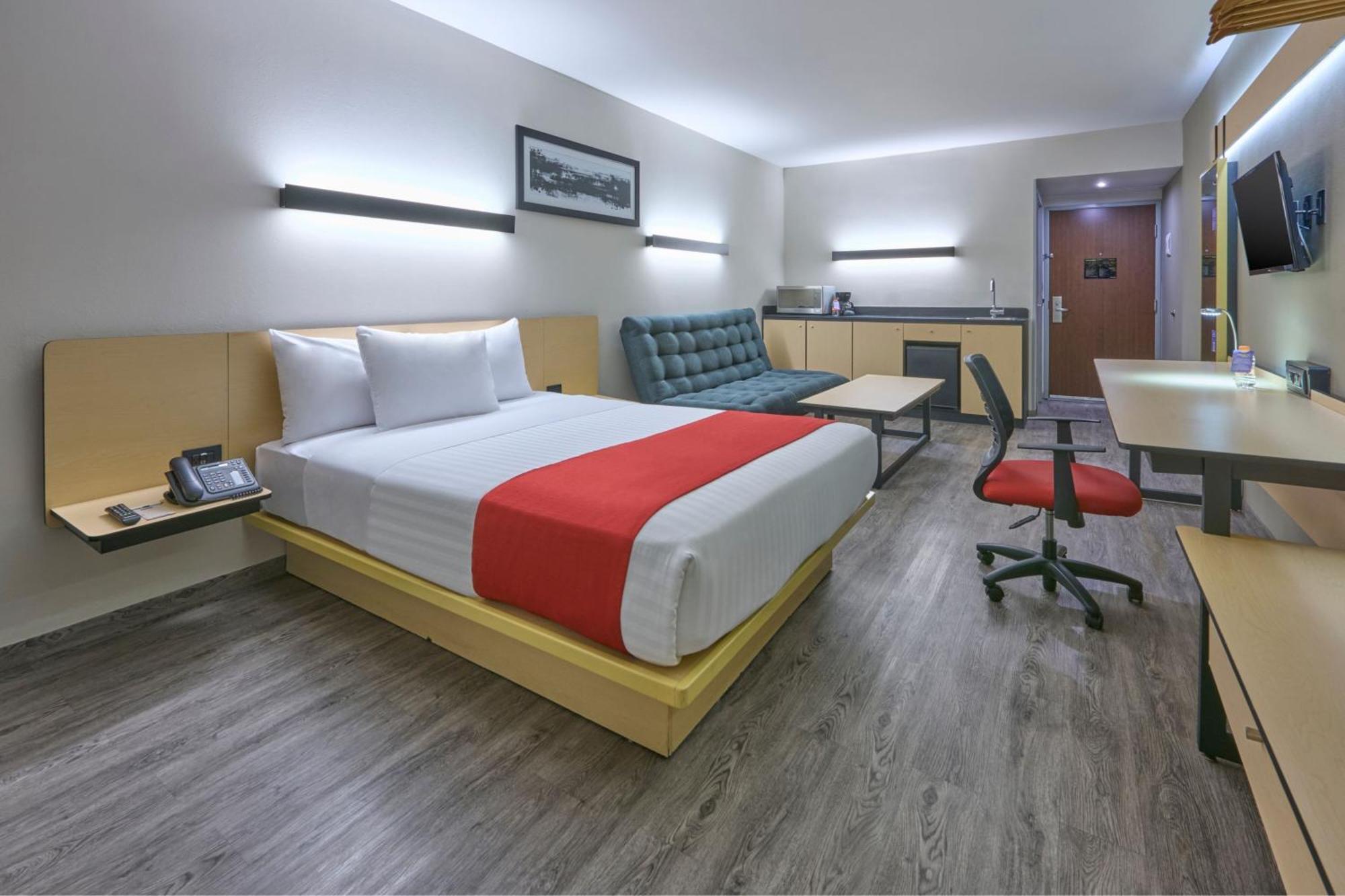 Express By Marriott Ciudad De Aeropuerto Hotel